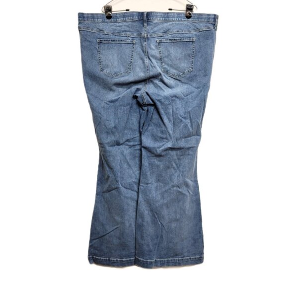 Torrid 20R Sky High Flare Vintage Stretch High-Rise Jean 20 - Picture 7 of 10